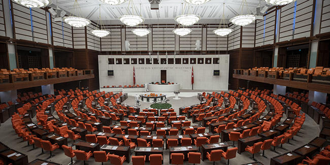 SON DAKİKA: AK Parti'nin ekonomiye ilişkin kanun teklifi TBMM'ye sunuldu