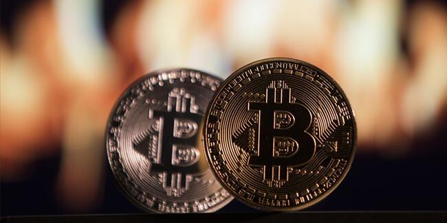 Bitcoin'de sert düşüş: Yüzde 15'ten fazla değer kaybetti